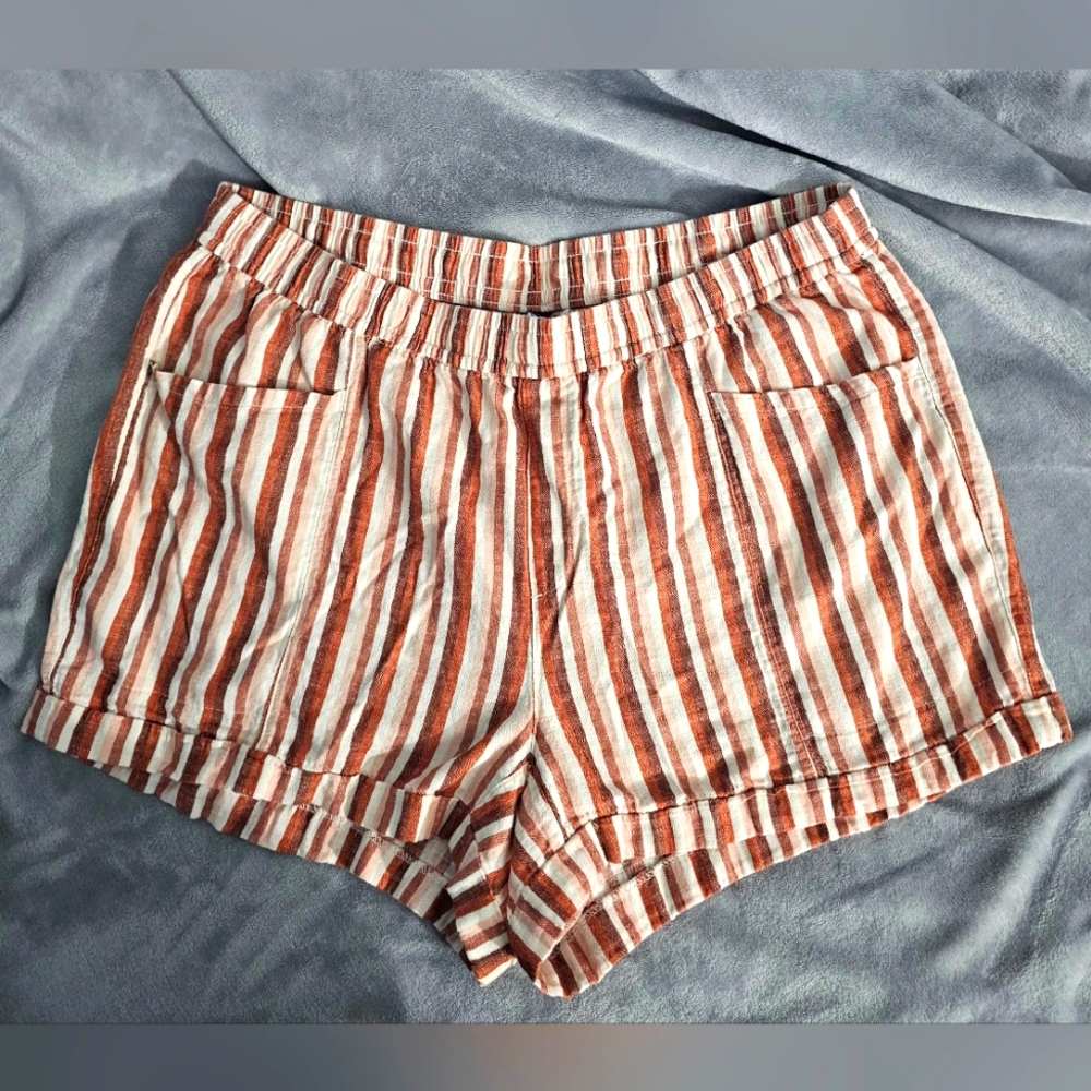 Old Navy - Red, Brown & White Striped Women's Linen-Blend High-Rise Shorts - 2X